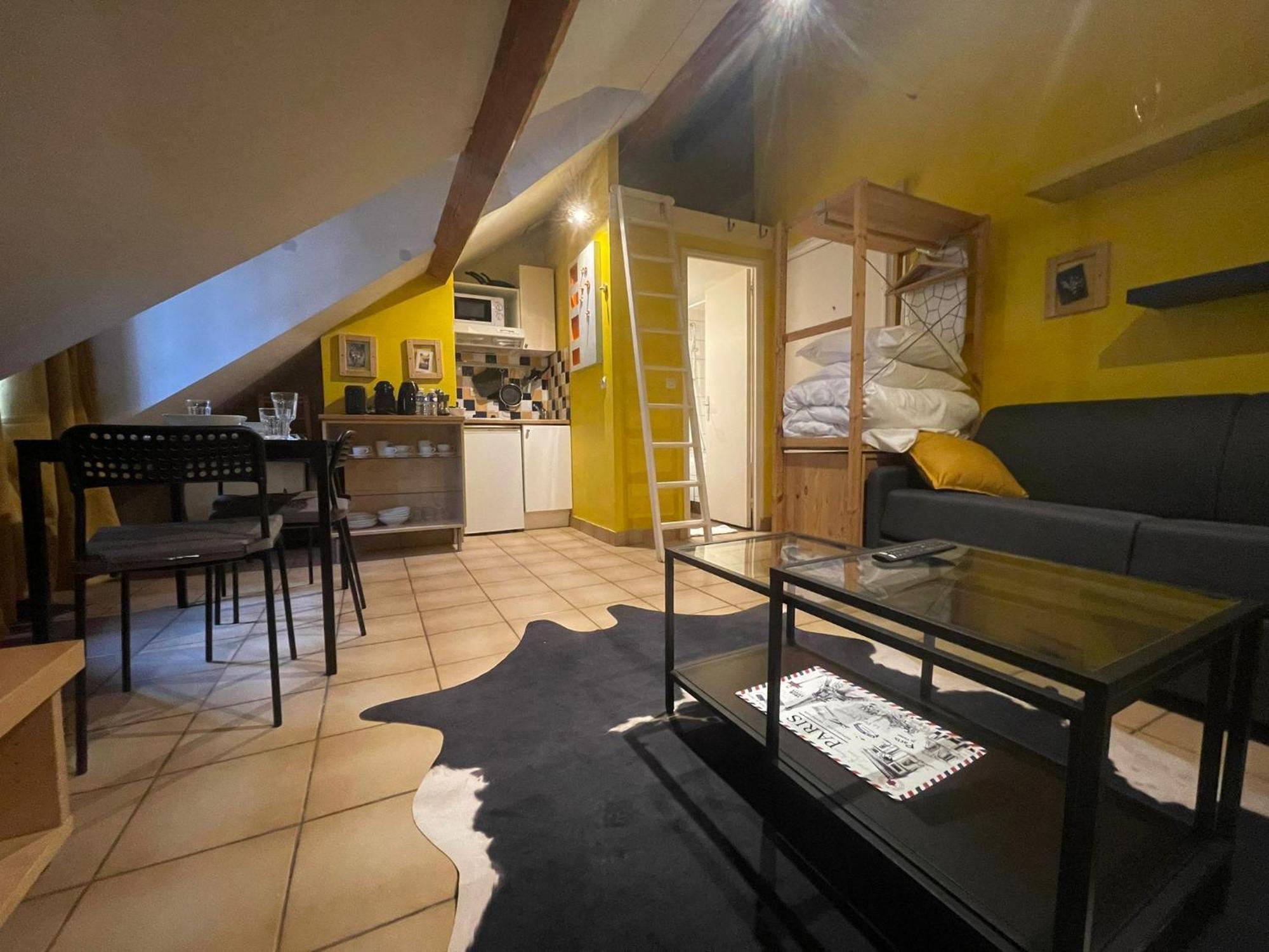 Montmartre Sacre Coeur - Appartement Martyrs ปารีส ภายนอก รูปภาพ